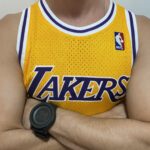 Camiseta Regata Basquete NBA Los Angeles Lakers 8 Kobe Bryant Mitchell & Ness Amarela 1996/97 - Imagem 7