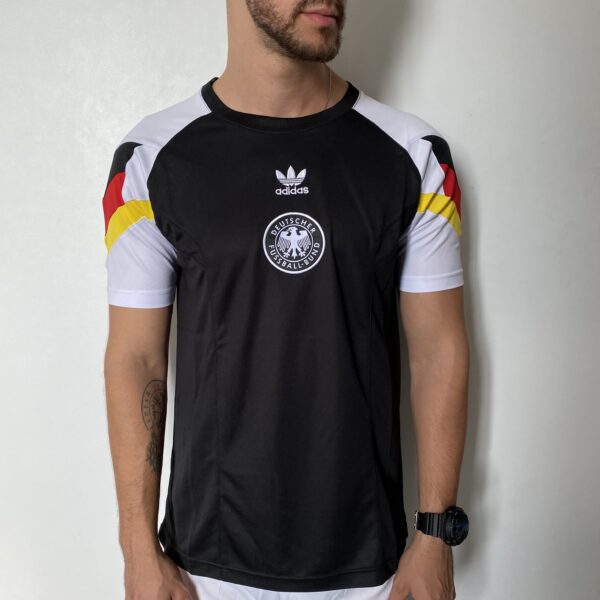 Camisa Seleção Alemanha Pré-Jogo 2024/25 - Torcedor Masculina - Preto EuroCopa 2024 Adidas - Imagem 3