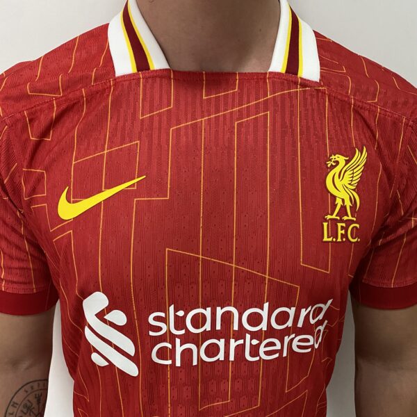 Camisa Liverpool Home Versão Jogador 2025 Nike Vermelha - Imagem 3