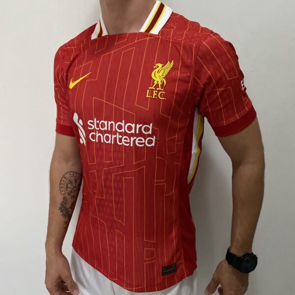 Camisa Liverpool Home Versão Jogador 2025 Nike Vermelha - Imagem 7