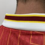 Camisa Liverpool Home Versão Jogador 2025 Nike Vermelha - Imagem 13