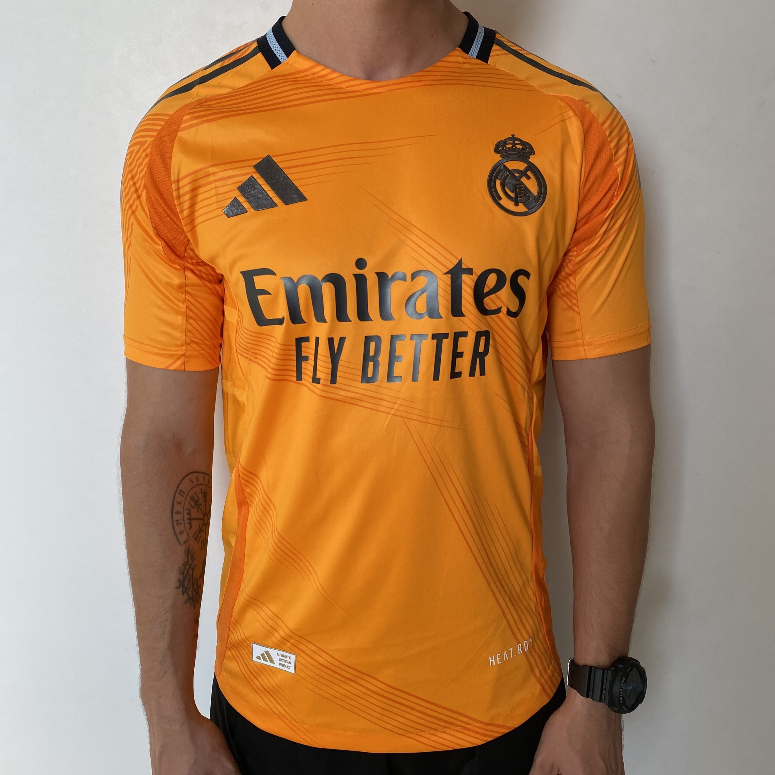 2024-09-03 15.35.43 Camisa Real Madrid Away Versão Jogador 24/2025 Adidas - Imagem 1