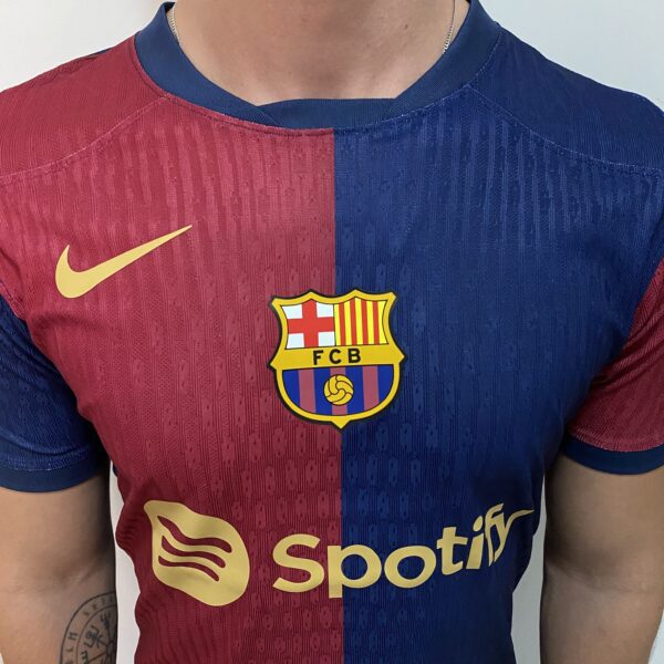 Camisa Barcelona Home Versão Jogador 24/2025 Nike - Imagem 3