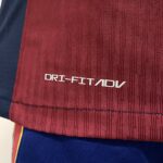 Camisa Barcelona Home Versão Jogador 24/2025 Nike - Imagem 13