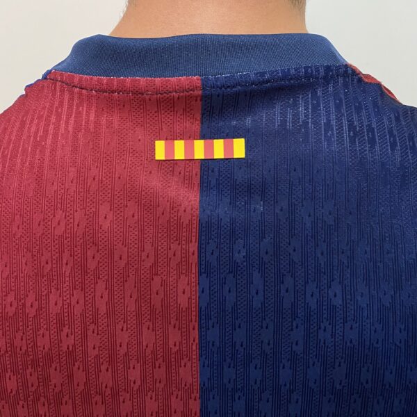 Camisa Barcelona Home Versão Jogador 24/2025 Nike - Imagem 15