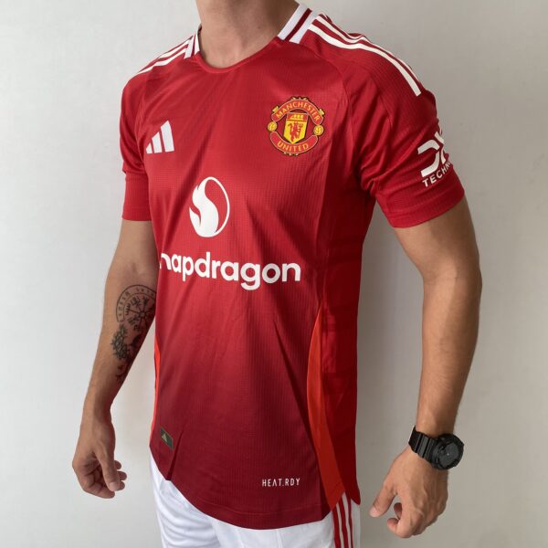 Camisa Manchester United Home Versão Jogador 24/2025 Adidas - Imagem 9