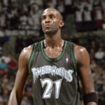 Camiseta Regata Basquete NBA Minnesota Timberwolves 21 Kevin Garnett 21 Mitchell & Ness Preta 1997/98 - Imagem 16