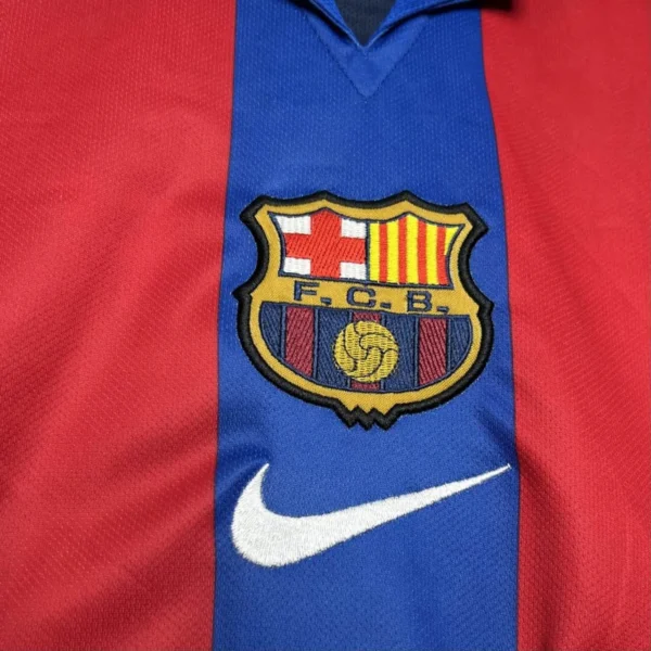Camisa Retrô Barcelona Home Torcedor 2001/02 Nike - Imagem 3