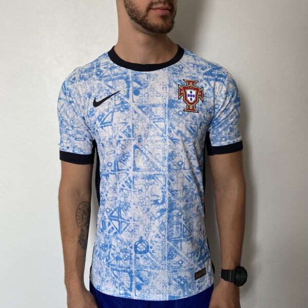 Camisa Seleção Portugal Away Versão Jogador EuroCopa 2024/25 Nike - Imagem 2