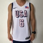 Camiseta Regata Basquete USA EUA Seleção Estados Unidos Jogos Olimpícos Paris 2024 Branca Nike - Imagem 40