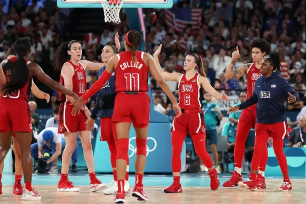 Short Bermuda NBA Basquete USA EUA Seleção Estados Unidos Olimpíadas Paris 2024 Vermelho Nike - Imagem 5