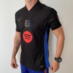 Camisa Barcelona Away Versão Jogador 24/2025 Nike - Imagem 11