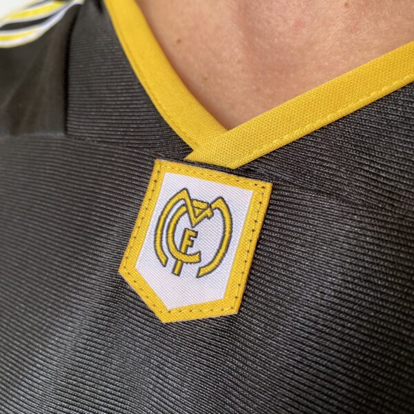 Camisa Retrô Real Madrid Away 1998/2000 Adidas - Imagem 7