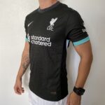 Camisa Liverpool Away Versão Jogador 24/2025 Preta Verde Escura Nike - Imagem 10