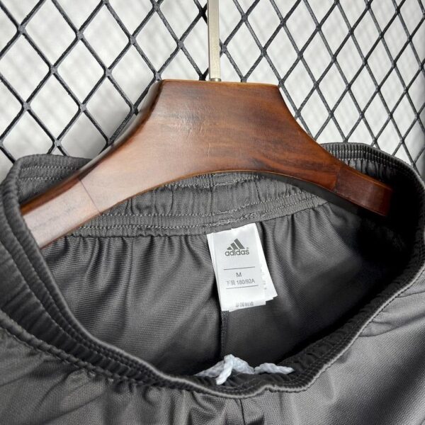 Calção Real Madrid Third 24/2025 Adidas - Imagem 2