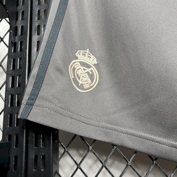 Calção Real Madrid Third 24/2025 Adidas - Imagem 4
