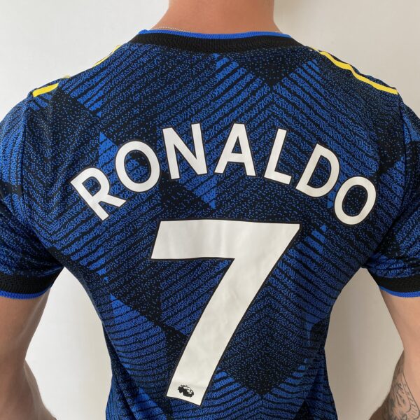 Camisa Manchester United Third Versão Jogador Cristiano Ronaldo 7 CR7 21/2022 Adidas - Imagem 15