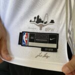 Camiseta Regata Basquete NBA Dallas Mavericks City Edition 2025 Nike - Imagem 11