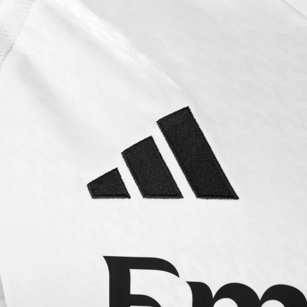 Camisa Real Madrid Home Versão Torcedor 24/2025 Adidas Branca - Imagem 5