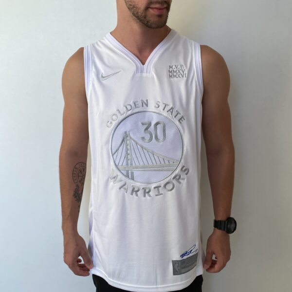 Camiseta Regata NBA - Golden State Warriors - Edição Especial - MVP Honra - Stephen Curry 30 - Branca Nike - Imagem 2