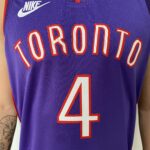 Camiseta Regata Basquete NBA Toronto Raptors 4 Barnes Classic Edition 2025 Roxa Nike - Imagem 5