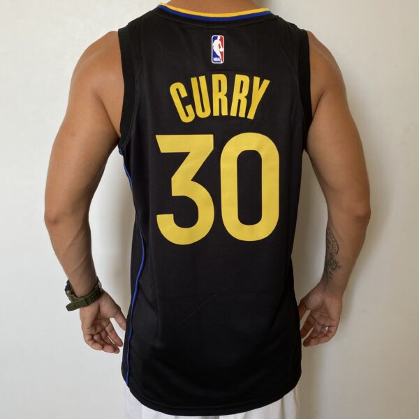 Camiseta Regata NBA Swingman Golden State Warriors Curry 30 Statement Edition 2025 Preta Jordan - Imagem 12