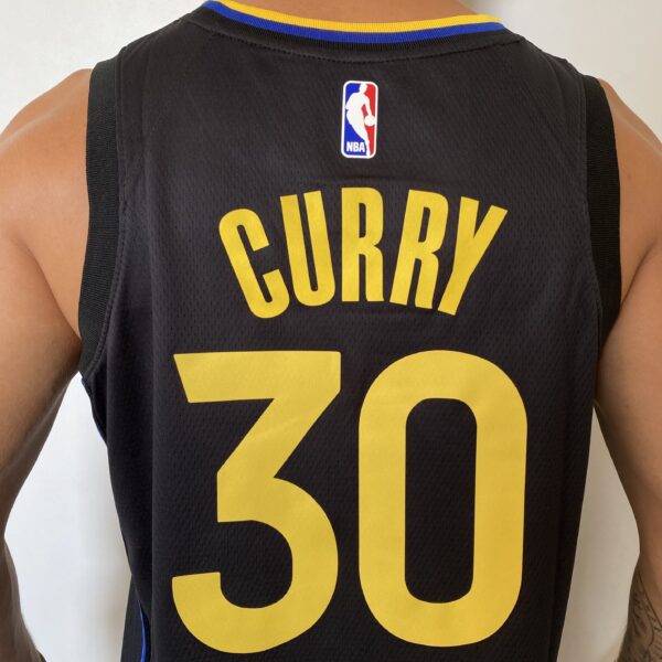 Camiseta Regata NBA Swingman Golden State Warriors Curry 30 Statement Edition 2025 Preta Jordan - Imagem 13