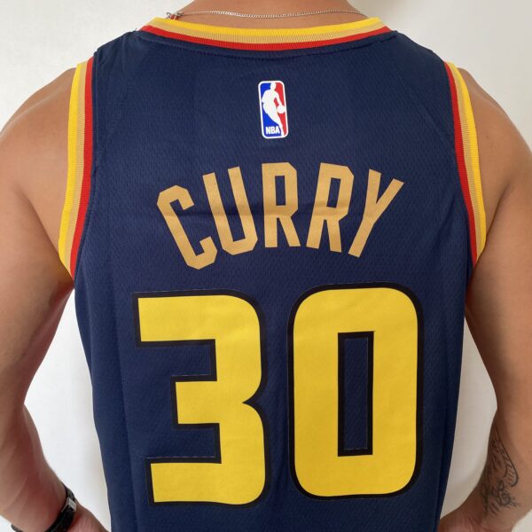Camiseta Regata Basquete NBA Golden State Warriors Curry 30 City Edition 2025 Azul Nike - Imagem 14
