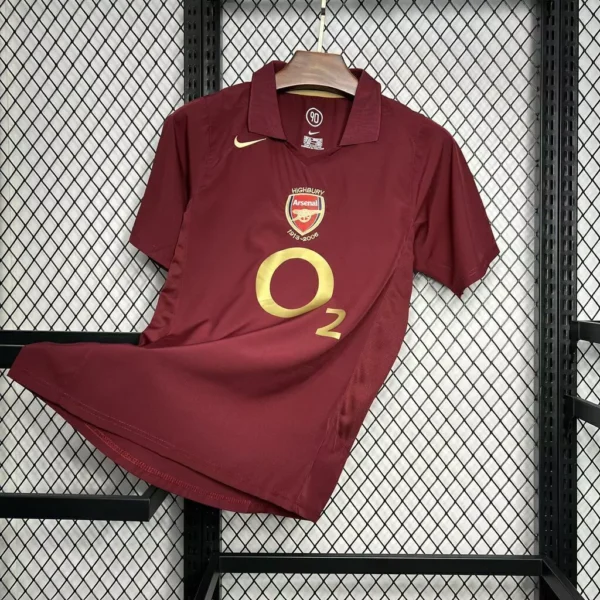 Camisa Rêtro Arsenal Home 2005/2006 - Thierry Henry 14 -  Total 90 - Nike - Vinho - Imagem 17