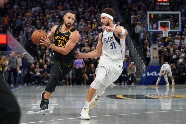 Camiseta Regata NBA Swingman Golden State Warriors Curry 30 Statement Edition 2025 Preta Jordan - Imagem 15