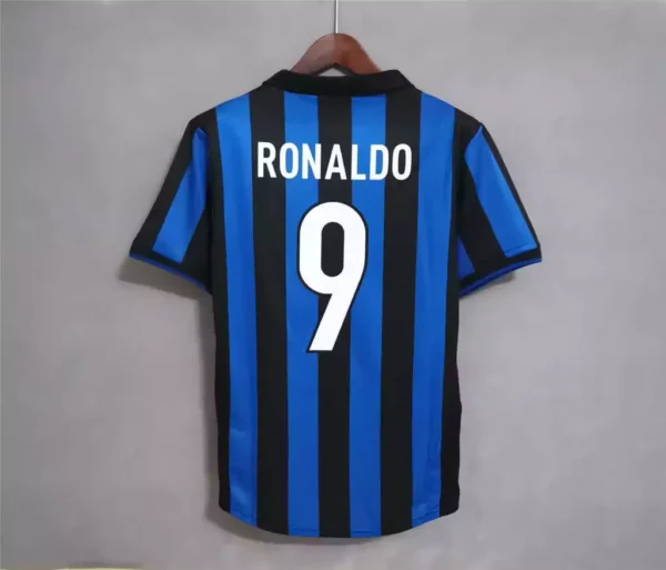Camisa Retrô Inter de Milão Home Versão Torcedor 9 Ronaldo 98/1999 Nike - Imagem 2