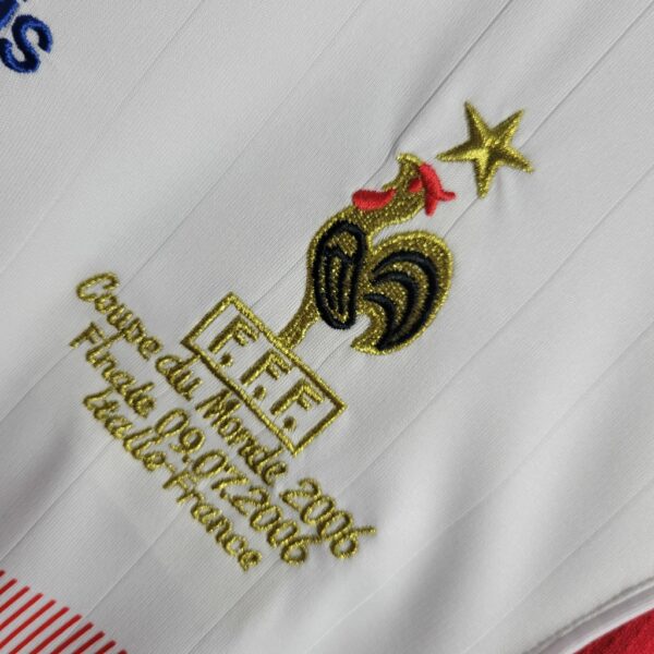 Camisa Retrô Clássica Seleção França Away Versão Torcedor 10 Zidane 2006 Adidas - Imagem 3