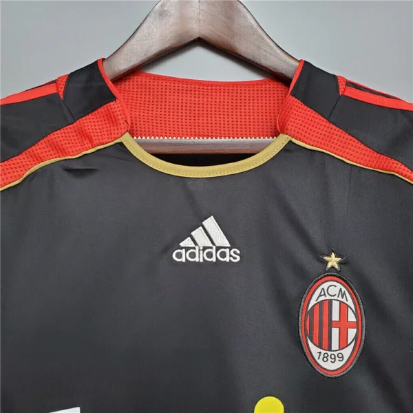 Camisa Retrô Milan Third 2006/2007 Ronaldo 99 Adidas - Imagem 4
