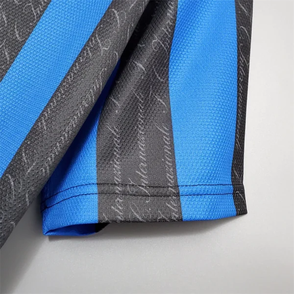 Camisa Retrô Inter de Milão Home 1997/1998 - Ronaldo 10 - Umbro - Azul Preta - Imagem 17