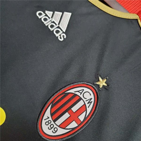Camisa Retrô Milan Third 2006/2007 Ronaldo 99 Adidas - Imagem 5
