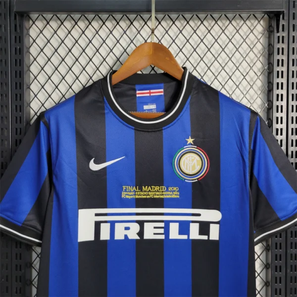 Camisa Retrô Inter de Milão Home Versão Torcedor 09/2010 Nike - Imagem 3