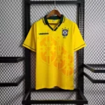 Camisa Retrô Clássica Seleção Brasileira Brasil – Versão Torcedor Umbro – Amarela – 1994 - Romário 11 - Imagem 25