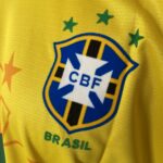 Camisa Retrô Clássica Seleção Brasileira Brasil – Versão Torcedor Umbro – Amarela – 1994 - Romário 11 - Imagem 5