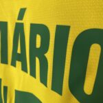 Camisa Retrô Clássica Seleção Brasileira Brasil – Versão Torcedor Umbro – Amarela – 1994 - Romário 11 - Imagem 17