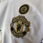 Camisa Retrô Manchester United Away - Dupla-Face - Frente Verso - 2001/2002 - Beckham 7 - Umbro Branco - Imagem 4