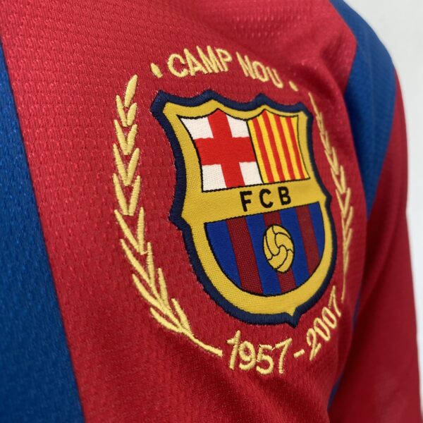 Camisa Retrô Barcelona 2007/2008 - Lionel Messi 19 - Nike  - Azul Grená - Imagem 4