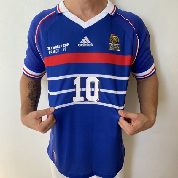 Camisa Retrô Clássica Seleção França Home 1998 - Zidane 10 - Adidas - Azul - Imagem 10