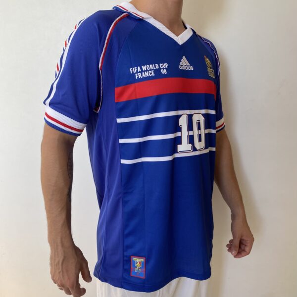 Camisa Retrô Clássica Seleção França Home 1998 - Zidane 10 - Adidas - Azul - Imagem 12