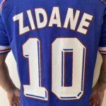 Camisa Retrô Clássica Seleção França Home 1998 - Zidane 10 - Adidas - Azul - Imagem 16