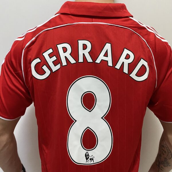 Camisa Retrô Liverpool Home Gerrard 8 - 2006/2007 Adidas Vermelha - Imagem 16