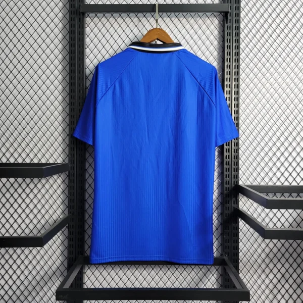 Camisa Retrô Manchester United Away 1996/1997 Umbro Azul - Imagem 3
