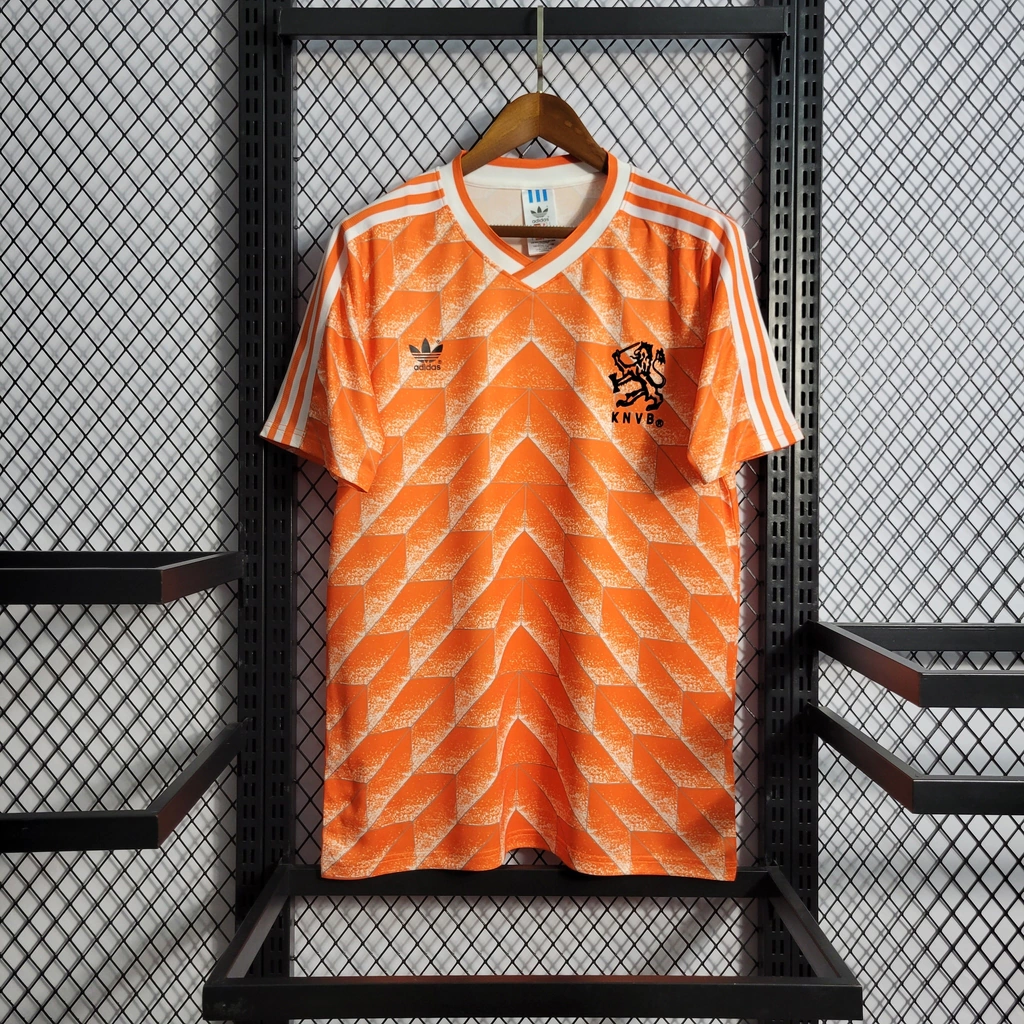 c9c665401-0a3e9e716647ccd73216600153571676-1024-1024 Camisa Retrô Clássica Seleção Holanda Home 1988 Adidas - Imagem 1