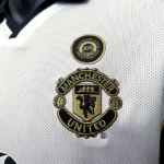 Camisa Retrô Manchester United Away - Dupla-Face - Frente Verso - 2001/2002 - Beckham 7 - Umbro Branco - Imagem 18