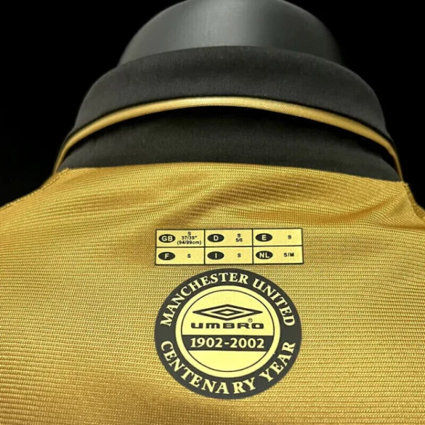 Camisa Retrô Manchester United Away - Dupla-Face - Frente Verso - 2001/2002 - Beckham 7 - Umbro Dourada - Imagem 20