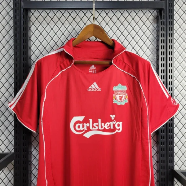 Camisa Retrô Liverpool Home Gerrard 8 - 2006/2007 Adidas Vermelha - Imagem 20